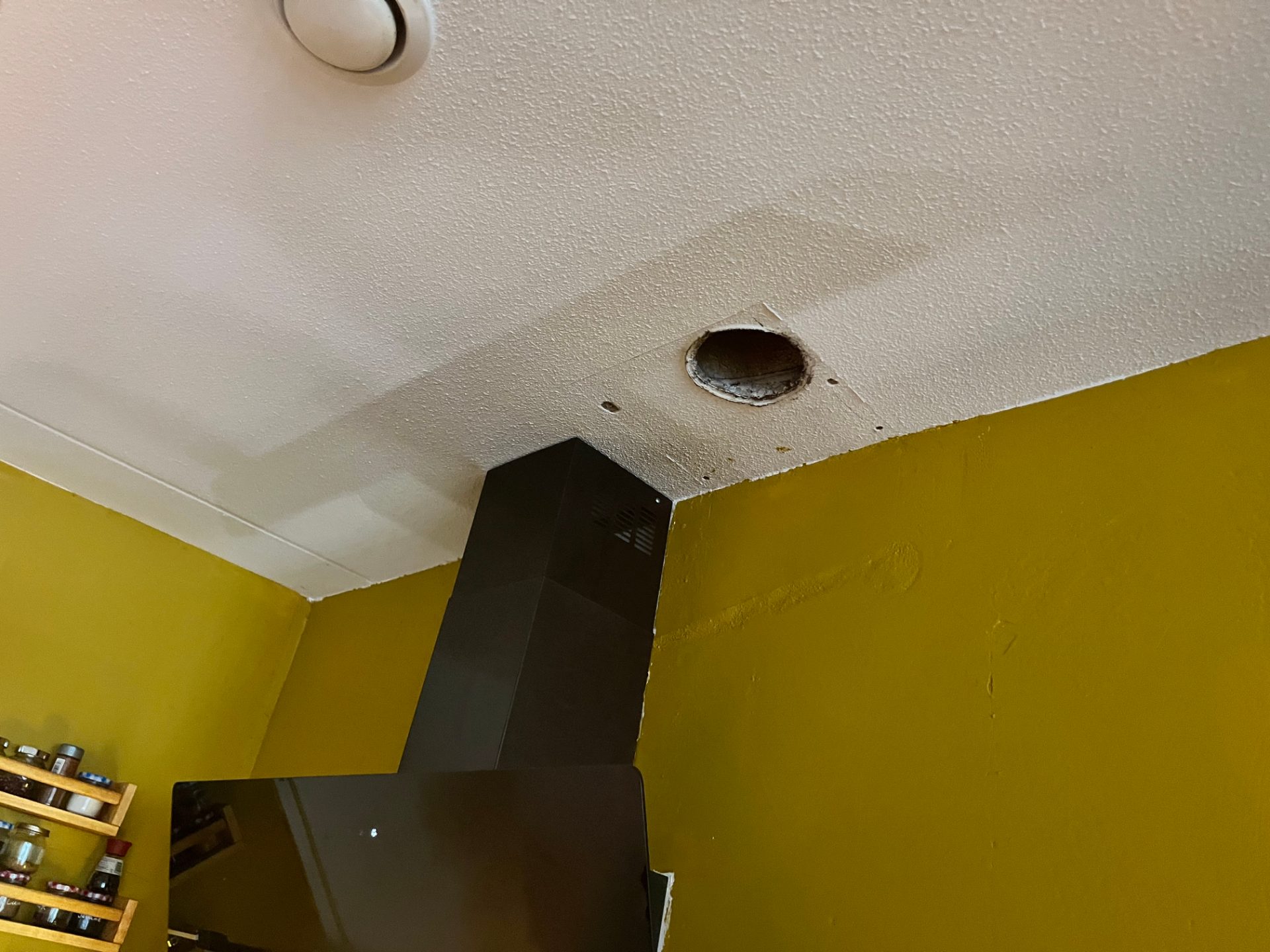 Woning verkoopklaar gemaakt in Den Haag uitgevoerd door Bastiaan Zwaan van 65Klusser